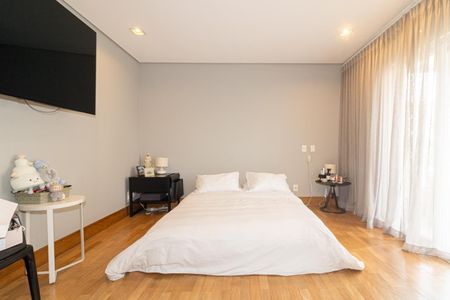 Apartamento para alugar com 151m², 2 quartos e 3 vagas Apartamento para alugar com 151m², 2 quartos e 3 vagasQuarto Suíte 1