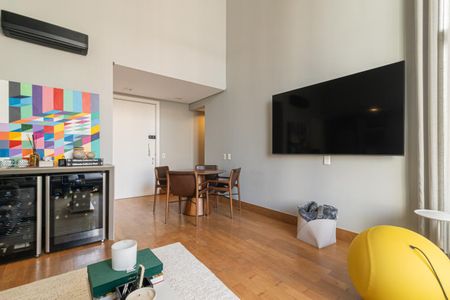 Apartamento para alugar com 151m², 2 quartos e 3 vagas Apartamento para alugar com 151m², 2 quartos e 3 vagasSala