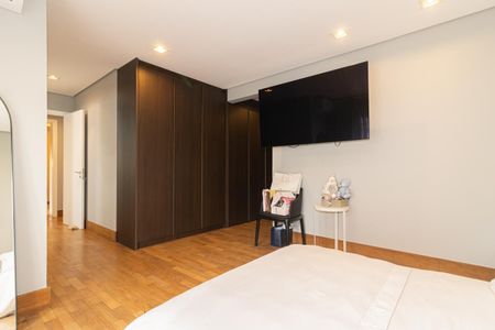 Apartamento para alugar com 151m², 2 quartos e 3 vagas Apartamento para alugar com 151m², 2 quartos e 3 vagasQuarto Suíte 1