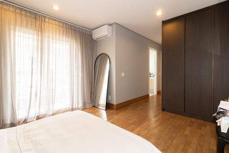 Apartamento para alugar com 151m², 2 quartos e 3 vagas Apartamento para alugar com 151m², 2 quartos e 3 vagasQuarto Suíte 1