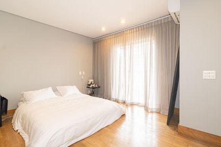 Apartamento para alugar com 151m², 2 quartos e 3 vagas Apartamento para alugar com 151m², 2 quartos e 3 vagasQuarto Suíte 1