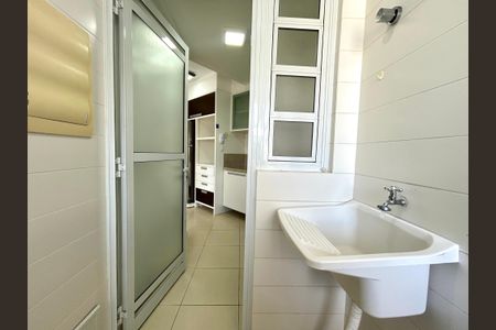 Apartamento para alugar com 69m², 2 quartos e 2 vagasÁrea de Serviço