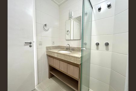 Apartamento para alugar com 69m², 2 quartos e 2 vagasBanheiro 