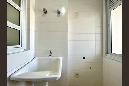 Apartamento para alugar com 69m², 2 quartos e 2 vagasÁrea de Serviço