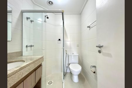 Apartamento para alugar com 69m², 2 quartos e 2 vagasBanheiro 