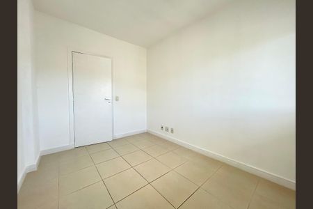 Apartamento para alugar com 69m², 2 quartos e 2 vagasQuarto