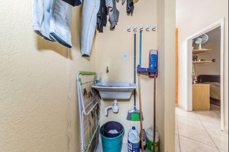 Casa à venda com 157m², 2 quartos e 2 vagas