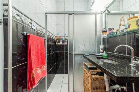 Casa à venda com 157m², 2 quartos e 2 vagas