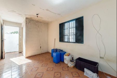 Casa à venda com 157m², 2 quartos e 2 vagas