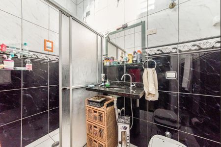 Casa à venda com 157m², 2 quartos e 2 vagas