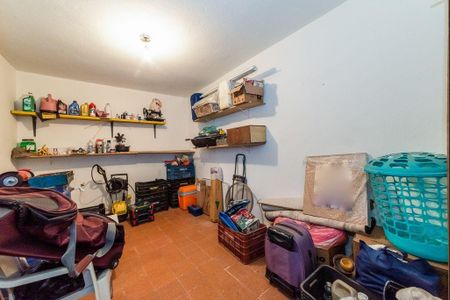 Casa à venda com 157m², 2 quartos e 2 vagas