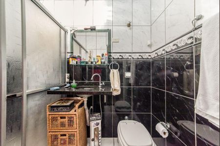 Casa à venda com 157m², 2 quartos e 2 vagas