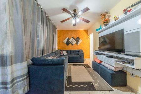 Casa à venda com 157m², 2 quartos e 2 vagas