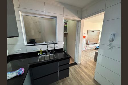Casa para alugar com 77m², 2 quartos e 2 vagasCozinha