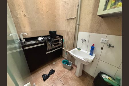 Casa para alugar com 77m², 2 quartos e 2 vagasÁrea de Serviço