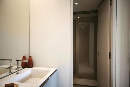 Apartamento à venda com 83m², 1 quarto e 1 vaga