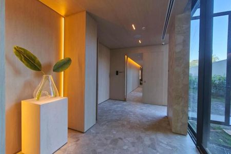 Apartamento à venda com 83m², 1 quarto e 1 vaga