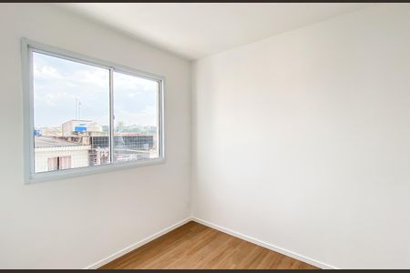 Quarto 1 de apartamento para alugar com 2 quartos, 36m² em Jardim Danfer, São Paulo