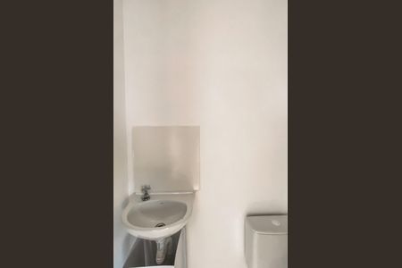 Apartamento para alugar com 36m², 2 quartos e sem vagaBanheiro