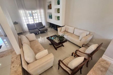 Casa de condomínio à venda com 550m², 4 quartos e 4 vagas
