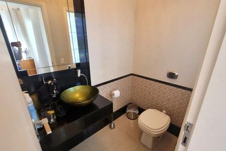 Casa de condomínio à venda com 550m², 4 quartos e 4 vagas