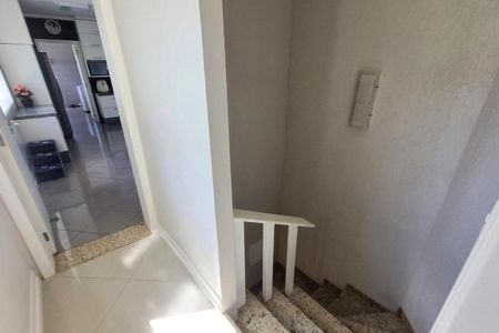 Casa de condomínio à venda com 550m², 4 quartos e 4 vagas