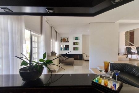 Casa de condomínio à venda com 550m², 4 quartos e 4 vagas