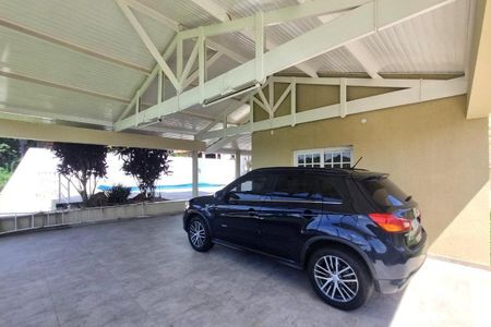 Casa de condomínio à venda com 550m², 4 quartos e 4 vagas