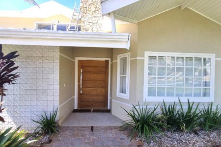 Casa de condomínio à venda com 550m², 4 quartos e 4 vagas