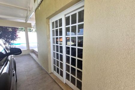 Casa de condomínio à venda com 550m², 4 quartos e 4 vagas