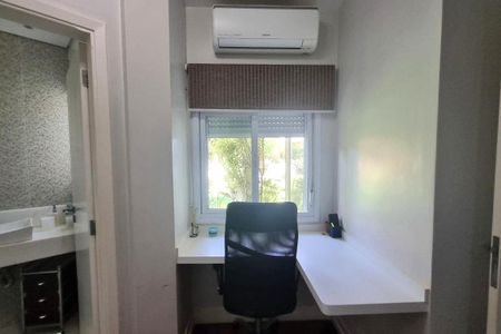 Casa de condomínio à venda com 550m², 4 quartos e 4 vagas