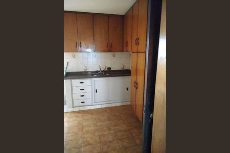 Casa à venda com 209m², 4 quartos e 3 vagas