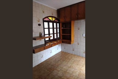 Casa à venda com 209m², 4 quartos e 3 vagas