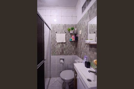 Casa à venda com 180m², 3 quartos e 2 vagas Casa à venda com 180m², 3 quartos e 2 vagasCasa 2 - Banheiro