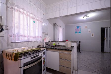 Casa à venda com 180m², 3 quartos e 2 vagas Casa à venda com 180m², 3 quartos e 2 vagasCasa 2 - Sala/Cozinha