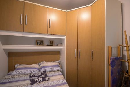 Casa à venda com 180m², 3 quartos e 2 vagas Casa à venda com 180m², 3 quartos e 2 vagasCasa 2 - Quarto
