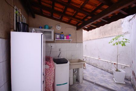 Casa à venda com 180m², 3 quartos e 2 vagas Casa à venda com 180m², 3 quartos e 2 vagasÁrea de Serviço