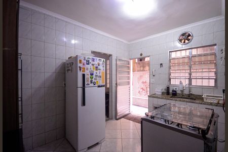 Casa à venda com 180m², 3 quartos e 2 vagas Casa à venda com 180m², 3 quartos e 2 vagasCasa 1 - Cozinha