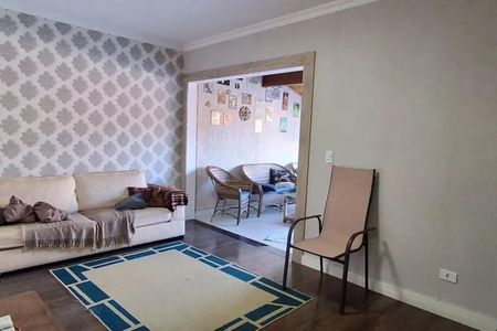 Casa à venda com 237m², 4 quartos e 4 vagas