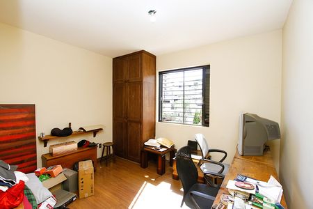 Casa à venda com 420m², 6 quartos e 2 vagasQuarto 3