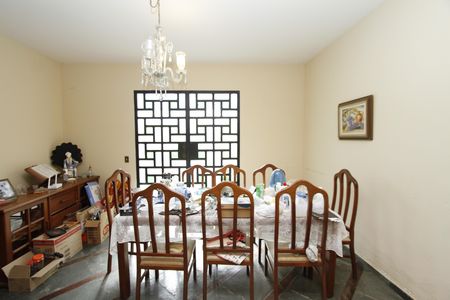 Casa à venda com 420m², 6 quartos e 2 vagasSala de Jantar