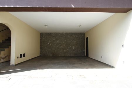 Casa à venda com 420m², 6 quartos e 2 vagasGaragem