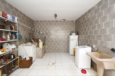 Casa à venda com 420m², 6 quartos e 2 vagasÁrea de Serviço