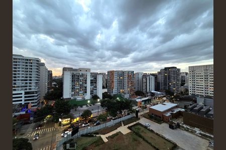 Apartamento à venda com 36m², 1 quarto e 2 vagasVista