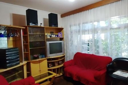 Casa à venda com 3 quartos, 350m² em Jardim das Flores, São Paulo