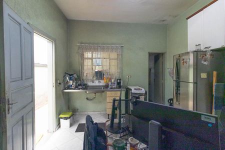 Cozinha de casa para alugar com 1 quarto, 70m² em Vila Sabrina, São Paulo