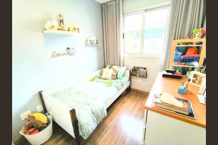 Apartamento à venda com 77m², 3 quartos e 2 vagasQuarto 3