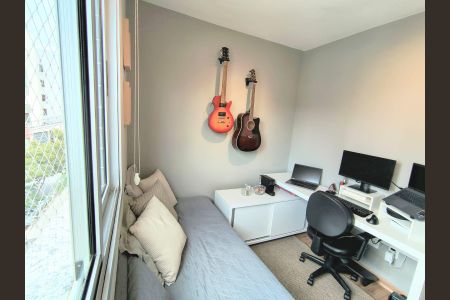 Apartamento à venda com 77m², 3 quartos e 2 vagasQuarto 2
