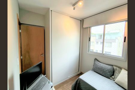 Quarto 2 de apartamento à venda com 3 quartos, 77m² em Grajaú, Belo Horizonte