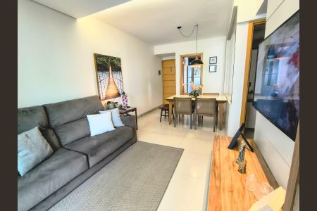 Sala de apartamento à venda com 3 quartos, 77m² em Grajaú, Belo Horizonte